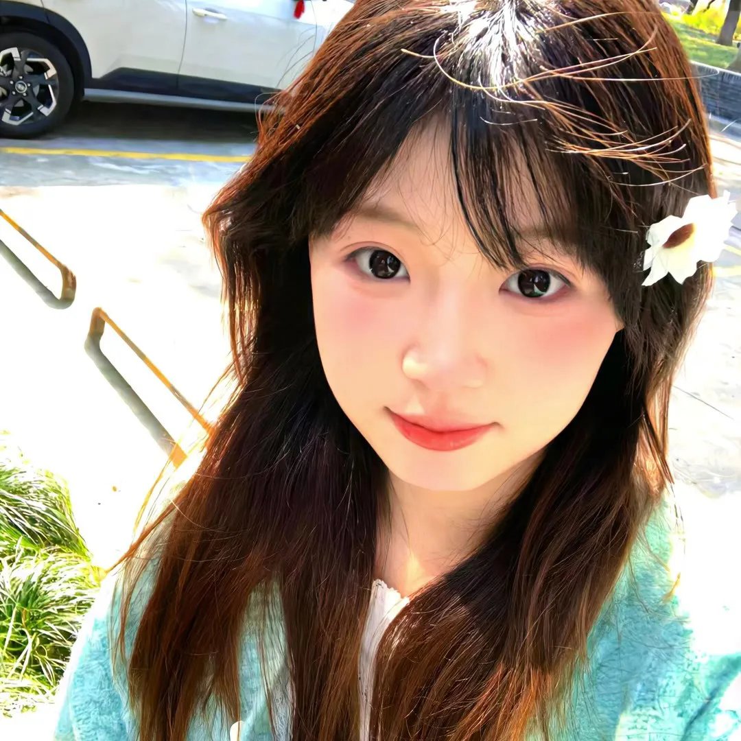 黑夜中的玻璃人偶